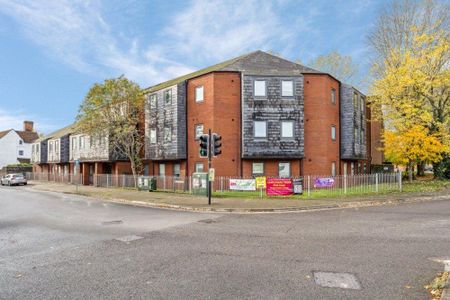 2 bedroom apartment to rent - Photo 2