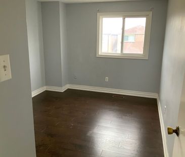 For Lease - 41 Rosseter Road Unit# Main, Markham, Ontario - Photo 4