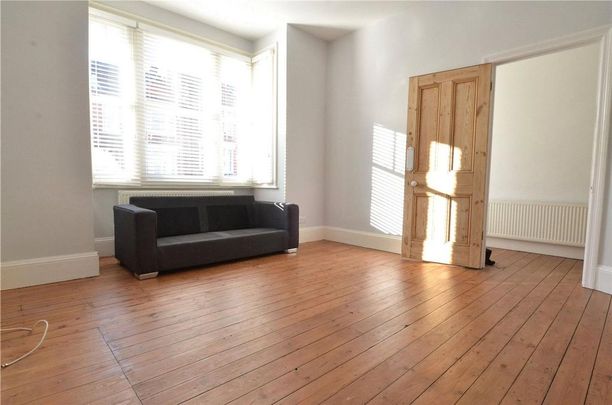 4 bedroom terraced house to rent - Photo 1