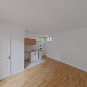 Location Appartement 1 pièce 15m² PARIS 20ème - Photo 2