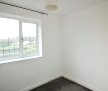 Leventhorpe Court, Oulton, Leeds - Photo 6