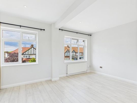 2 bedroom maisonette to rent - Photo 1