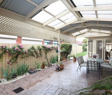 6 Spence Avenue, Roxburgh Park, VIC 3064 - Photo 4