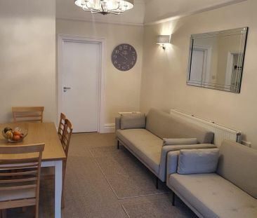 2 bedroom ground floor flat to rent - Photo 1