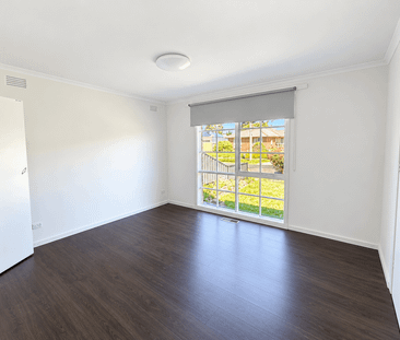 Modern Family Home in the Heart of Epping - Unbeatable Location Near Station - **APPLY FOR THIS PROPERTY NOW** - Photo 1