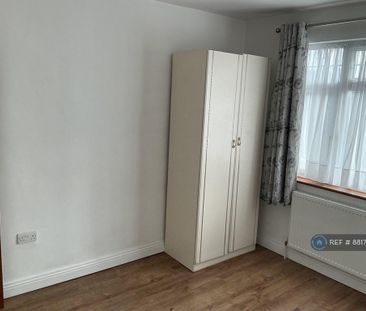 3 bedroom bungalow to rent - Photo 1