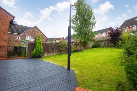 4 bedroom House To Let - Photo 3