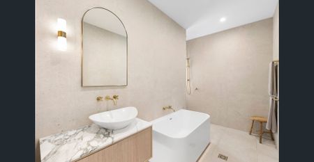 THE PERFECT FAMILY HOME - Photo 2