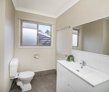 Family Home in Popular Corinda! - Photo 5