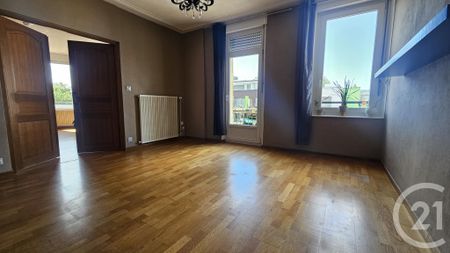 Location Appartement 3 pièces 74m² MONTIGNY LES METZ 57950 - Photo 2