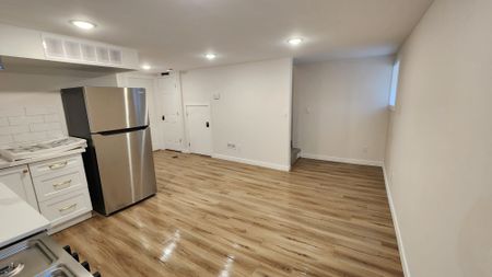 For Lease - 30 Stirton Street Unit# 4, Hamilton, Ontario - Photo 3
