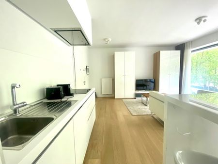 Appartement te huur in Ixelles - Photo 3