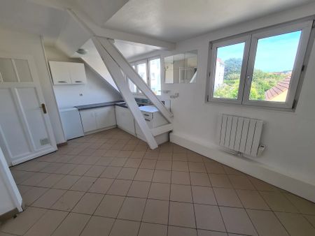 Location Appartement 2 pièces 34m² BOULOGNE SUR MER 62200 - Photo 4