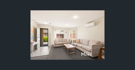 DELIGHTFUL TWO BEDROMM UNIT IN IDEAL POSITION - Photo 4