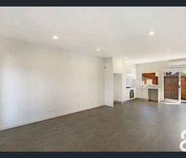 40 Highland Road, Thomastown, Vic 3074 - Photo 2