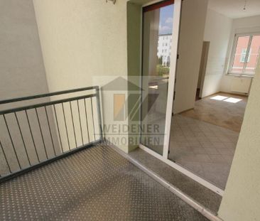 Mit Aufzug! Schöne 2-Raum-Whg. mit Balkon, Bad mit Wanne & Dusche! ... - Photo 1