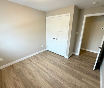 For Lease - 1277 Commissioners Road Unit# 202, London South, Ontario - Photo 3