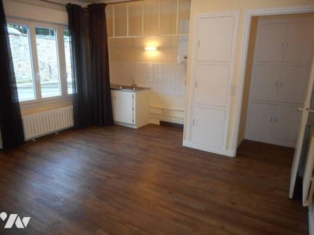 COUTANCES, rue Montigny, APPARTEMENT en RDC de 39 m2 - Photo 5
