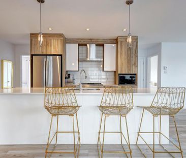 5 1/2 GRAND ET LUXUEUX- NOUVELLE CONSTRUCTION - Photo 2