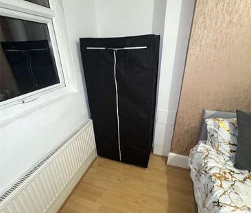 Ellison Road, London, SW16 - Photo 2