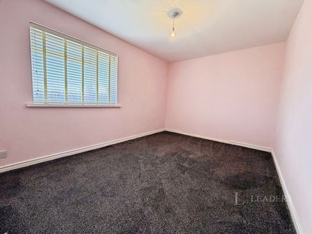 2 bedroom apartment to rent Warstones Gardens, Wolverhampton, West Midlands, WV4 - Photo 5
