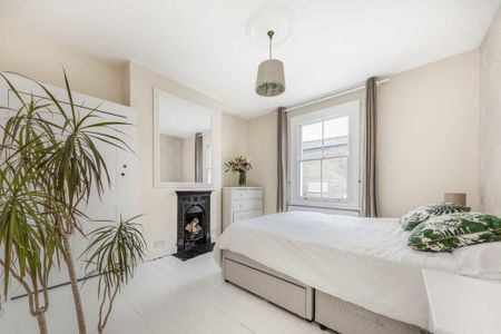 3 bedroom semi-detached house to rent - Photo 3