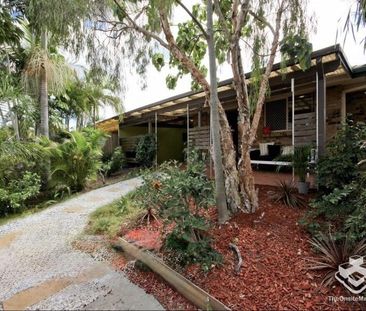 Hidden gem in Burleigh waters . - Photo 4