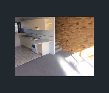 AIR CONDITIONED DREAM! BE THE COOLEST IN THE NEIGHBOURHOOD - Photo 2