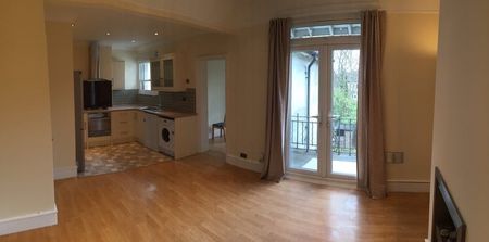 3 Bed Flat, Top Beatrice Avenue, SW16 - Photo 5