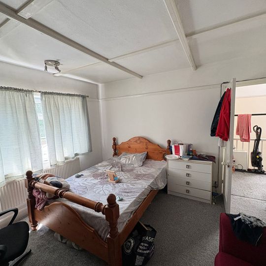 5 bed house to rent in Larkman Lane, Norwich, NR5 - Photo 1