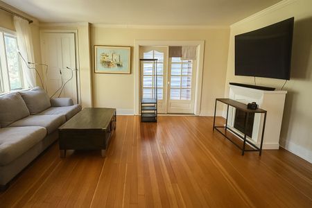 For Lease - 726 Townline Road, Oshawa, Ontario - Photo 2