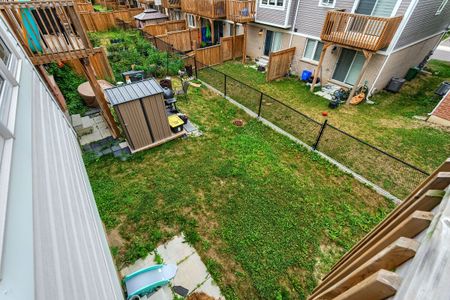 For Lease - 12 Rapids Lane, Hamilton, Ontario - Photo 3