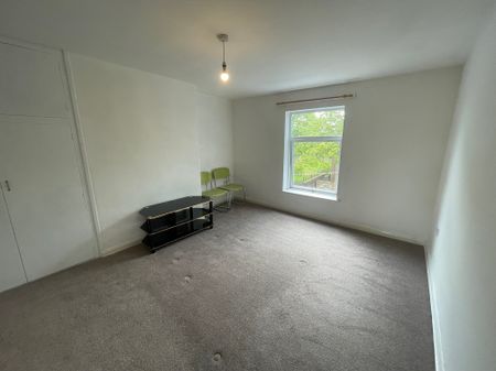 Nottingham Road, Eastwood, Nottinghamshire, NG16 3GS - Photo 2
