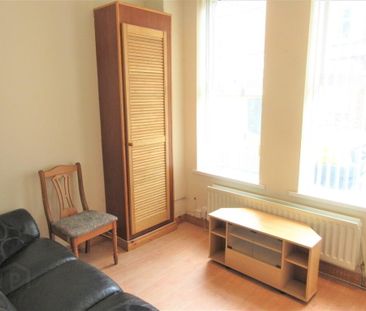 Great Apartment, 5a Canterbury Street, Queens Botanic Area, Belfast... - Photo 2