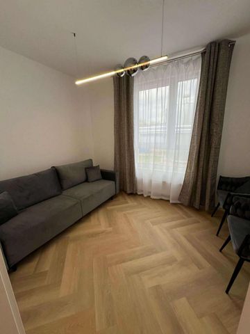 Na wynajem – 3‑pokojowe mieszkanie w Dzielnicy Waw - Photo 3