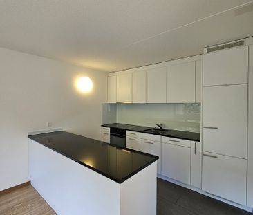 Sanierte Wohnung im Herzen von Zürich-Affoltern - Photo 2