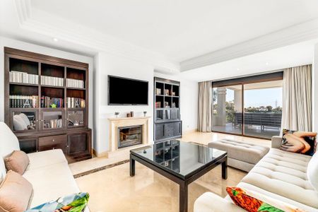 Luxury Villa for rent in Los Almendros, Spain - Foto 2