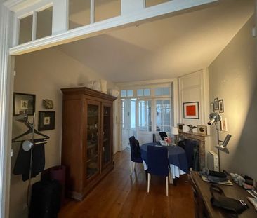 Location Appartement 2 pièces 45m² LILLE 59000 - Photo 2