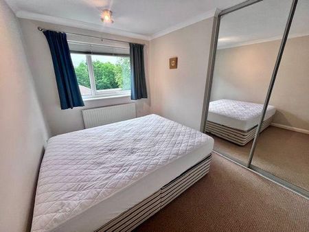 3 bedroom apartment to rent - Photo 4