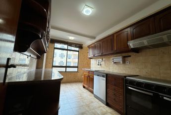 Apartamento T3 para Arrendamento na Quinta D. JOÃO