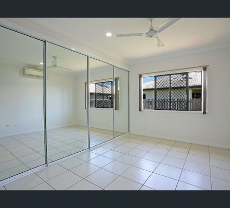 21 Derwent Circuit, Kelso, Qld 4815 - Photo 3