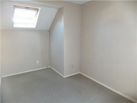 4/56 Brockworth Place, Riccarton, Christchurch City - Walk to Hagley Park, Hospital and the City - Photo 4