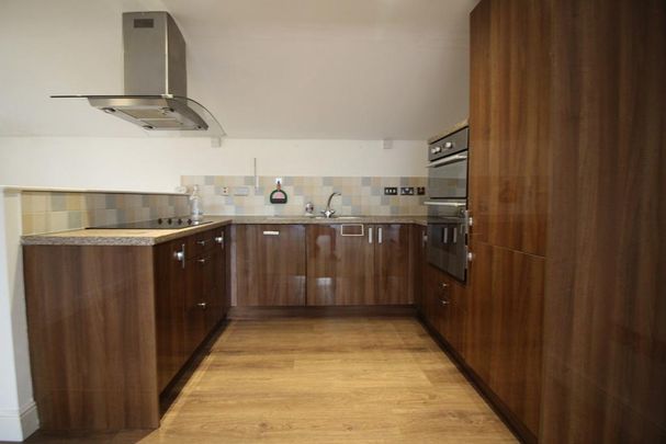 2 bedroom flat to rent - Photo 1