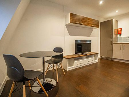 2 bedroom apartment to rent - Photo 5