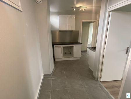 Location Appartement 3 pièces 64m² ROUEN 76000 - Photo 3