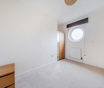 Bridge Wharf, Chertsey, KT16 - Photo 5