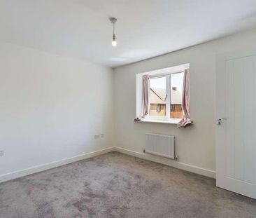 Cornfield Lane, Kingsnorth, TN25 - Photo 5