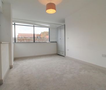 Cathedral House, Gloucester, GL1 - Photo 1