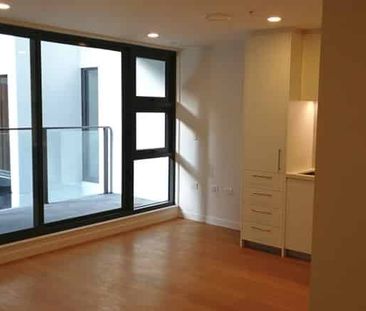 One bedroom studio in Queen Street - Photo 1