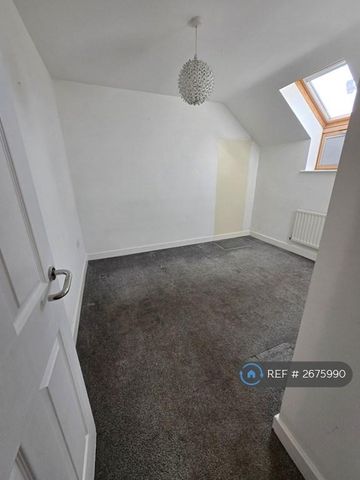 3 bedroom terraced house to rent - Photo 5